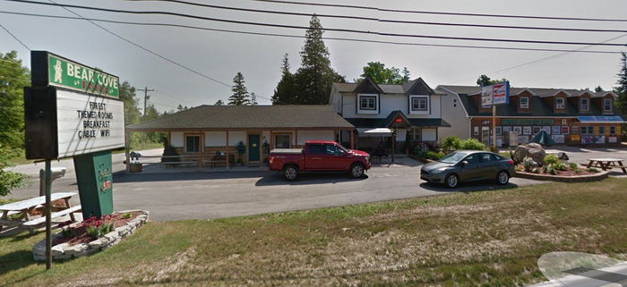 Bear Cove Inn (Rock View Motel, Rockview Motel) - From Web Listing